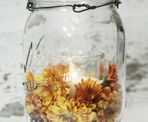 mason jar with mums.