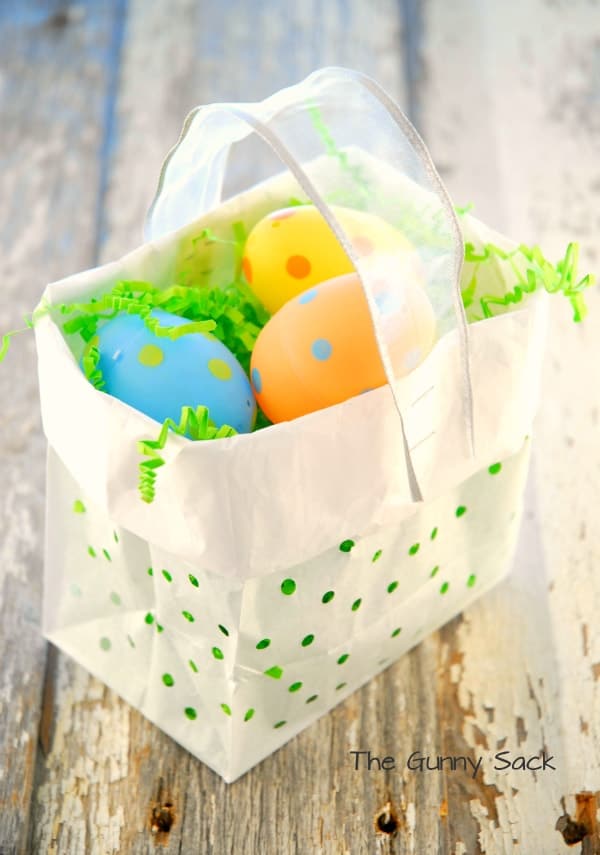 An Easter basket treat bag.