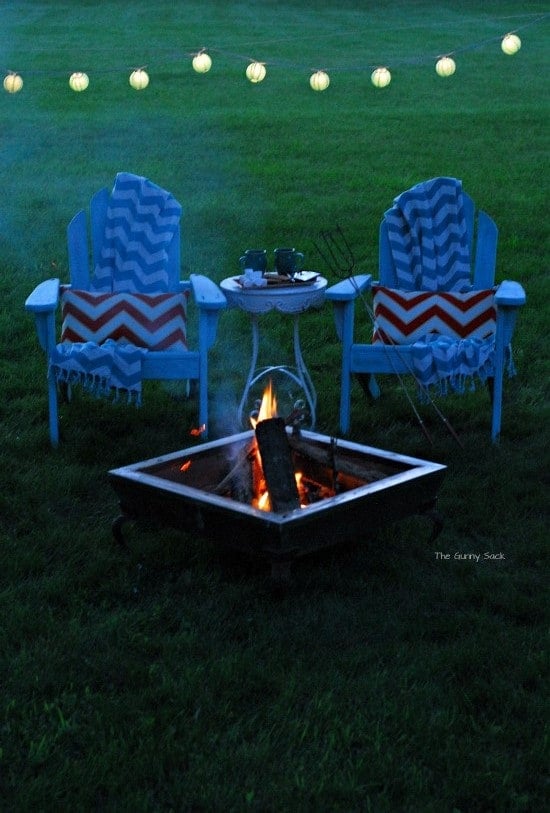 Backyard Bonfire Smores