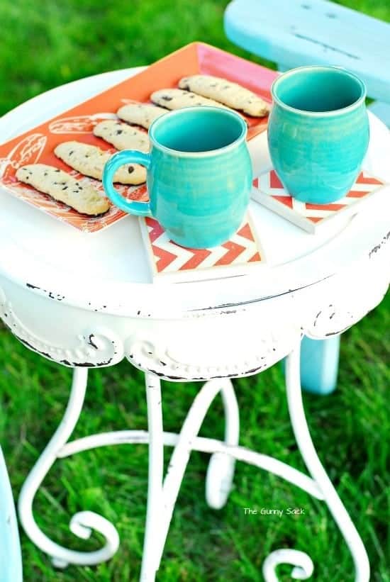 White Vintage Coffee Table