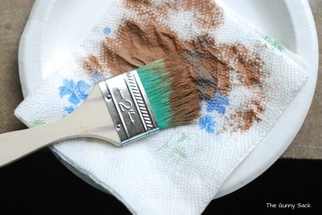 Paint Brown on Chipbrush