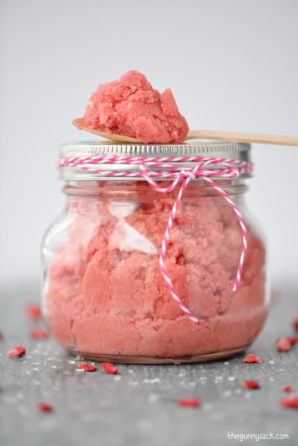 Strawberry Sugar Scrub Recipe