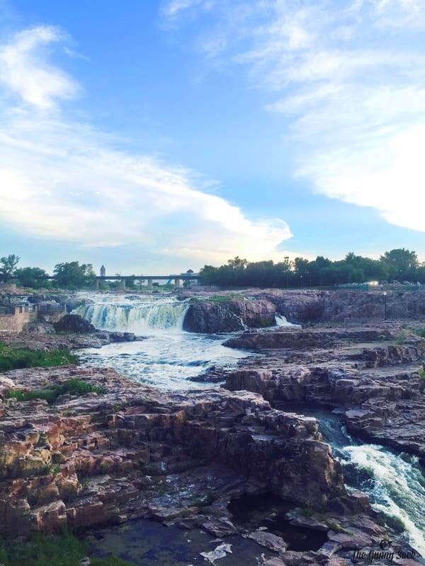 Waterfall Big Sioux River, Sioux Falls, SD | thegunnysack.com