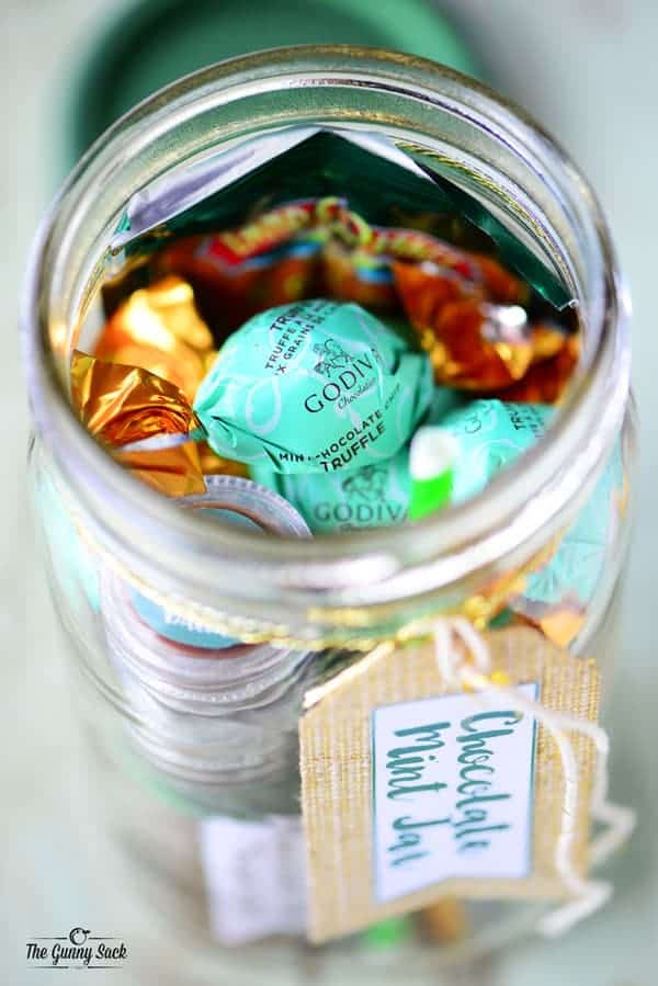 https://simplehomemadegifts.com/wp-content/uploads/2016/03/Mint-Mason-Jar.jpg